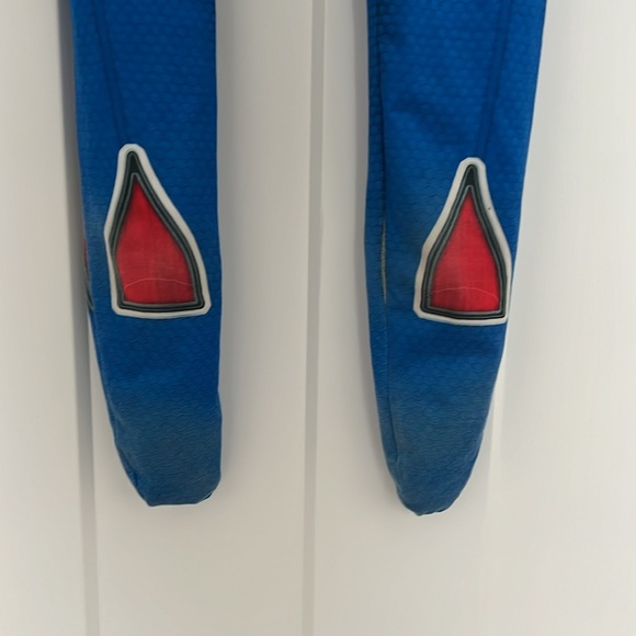 🕷️SPIDERMAN 1 PIECE COSTUME. Length should to toe 55” inseam to toe 29” pit 16” - Picture 5 of 8